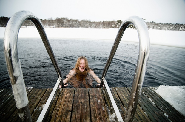 helena_wahlman-winter_swim-80