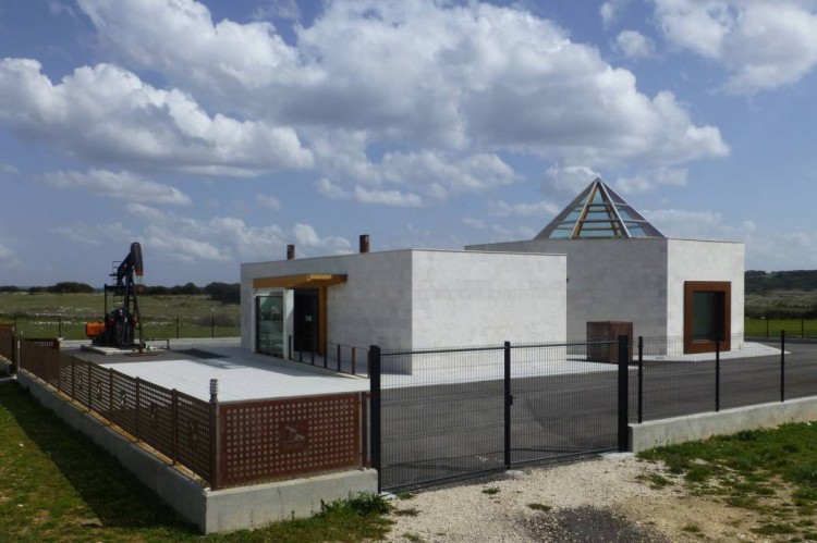 Museo del Petróleo de Sargentes de la Lora en Burgos