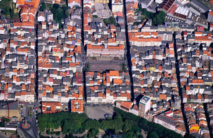 Vista aérea del barrio de la Magdalena. Foto: O.T.Ferrol.