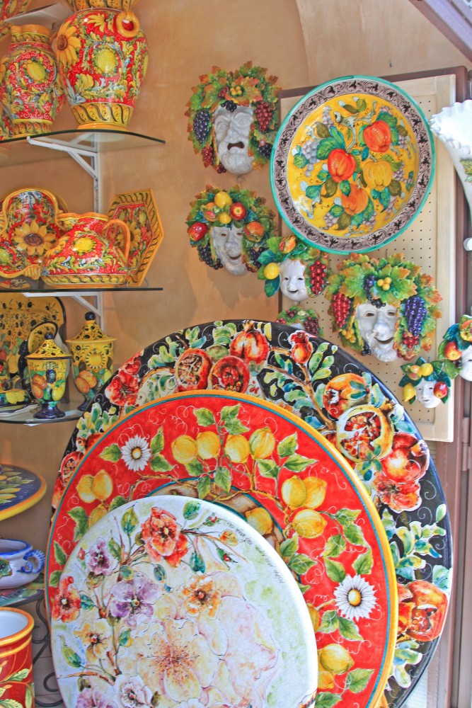 La cerámica es uno de los recuerdos clásicos de Positano