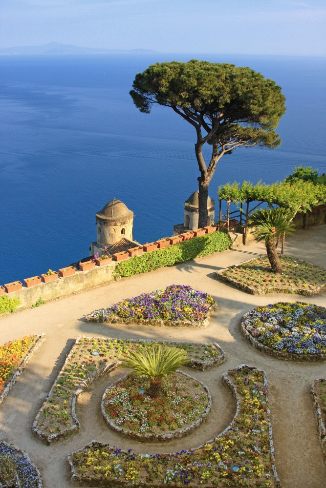 Jardines de Villa Rufuolo en Ravello, Costa Amalfitana