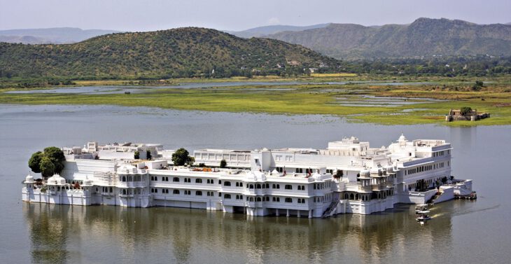 Jag Niwas Lake Palace_ Lago Pichola Udaipur