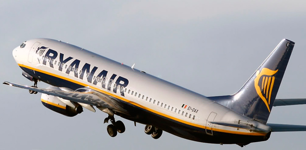  Ryanair acuerda mantener su base en Girona los próximos cinco años