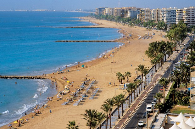 Benicàssim demuestra su versatilidad como destino turístico para 2012
