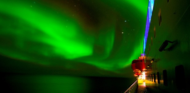  Hurtigruten inaugura la temporada de auroras boreales