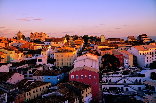  Brasil: Celebra las Pascuas en Salvador, la capital “Baiana”