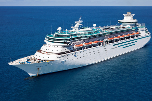  Royal Caribbean transfiere el barco Monarch of the Seas a Pullmantur
