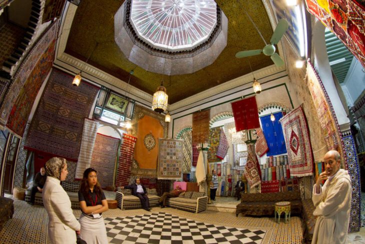 Tienda de alfombras en la median de Tetuán