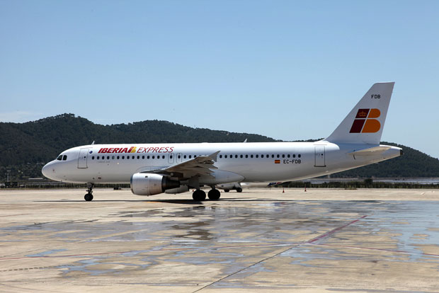  Iberia Express volará a Edimburgo en verano de 2012