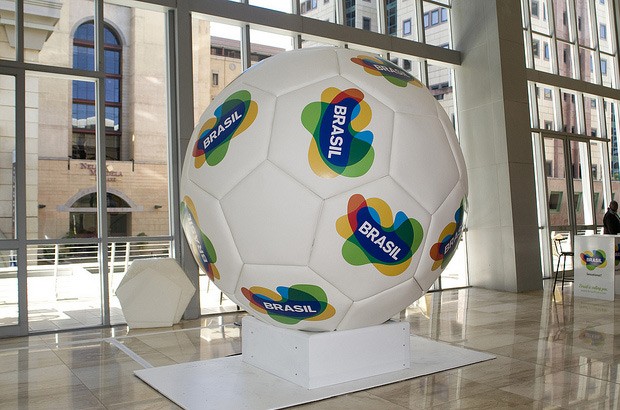 Brasil se prepara para recibir a los turistas durante la Copa del Mundo 2014
