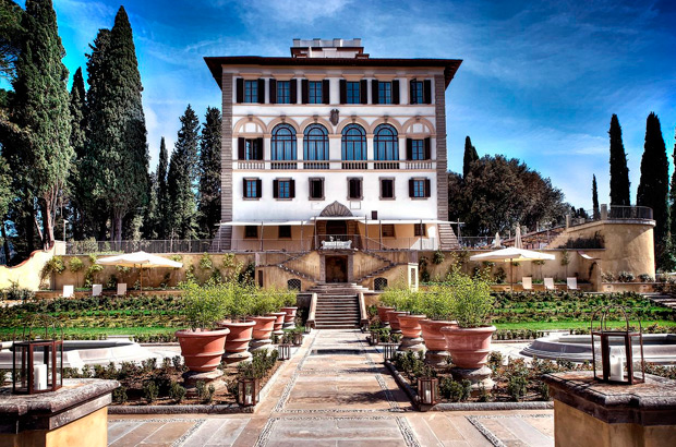  Emula a los famosos y alquila una lujosa Villa Italiana