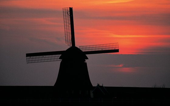Nuevas rutas en bici para visitar los molinos de viento holandeses