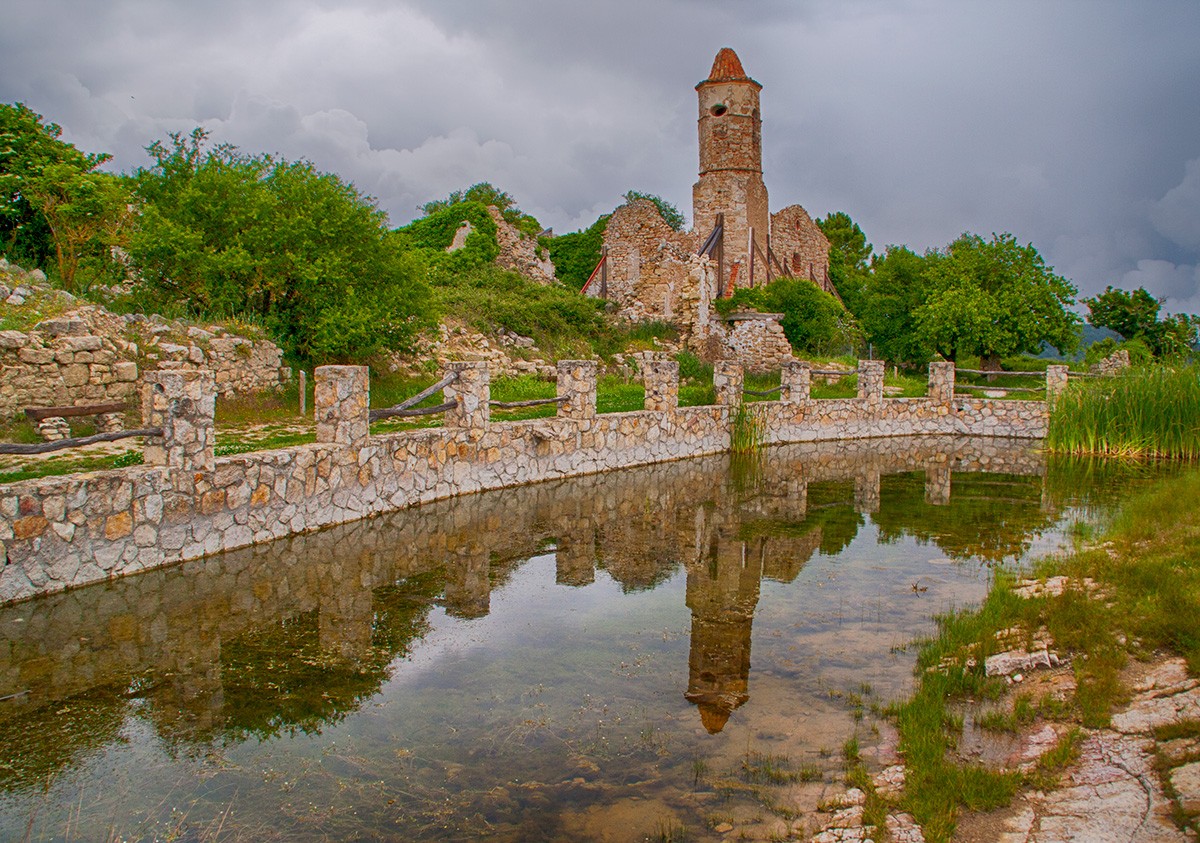 Pueblo abandonado de la Mussara 