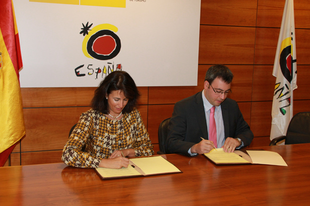  Acevin y Turespaña firman un convenio para la creación de 5 nuevas rutas