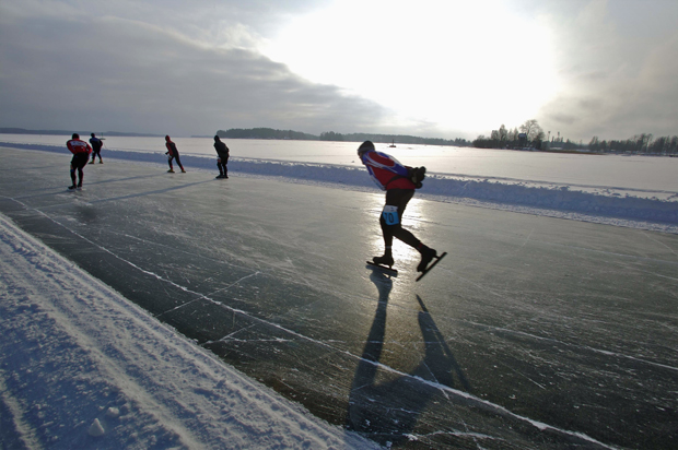 Este invierno, patina sobre el mar en Finlandia