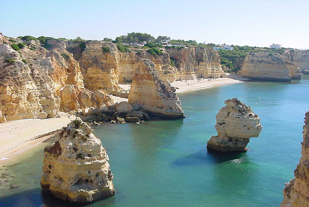 Algarve, un destino soleado con playas increíbles