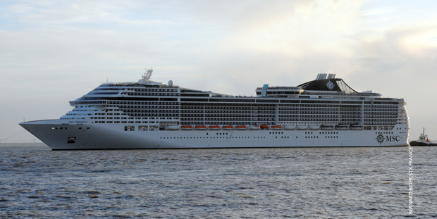  MSC Preziosa visita por primera vez el puerto de Cádiz en su viaje inaugural