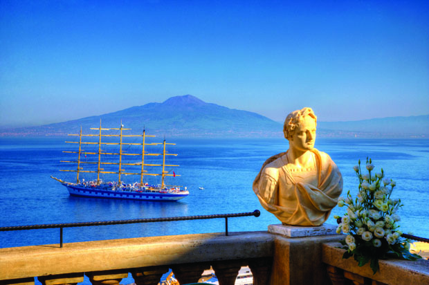 Disfruta de unas vacaciones a bordo del velero Star Clipper