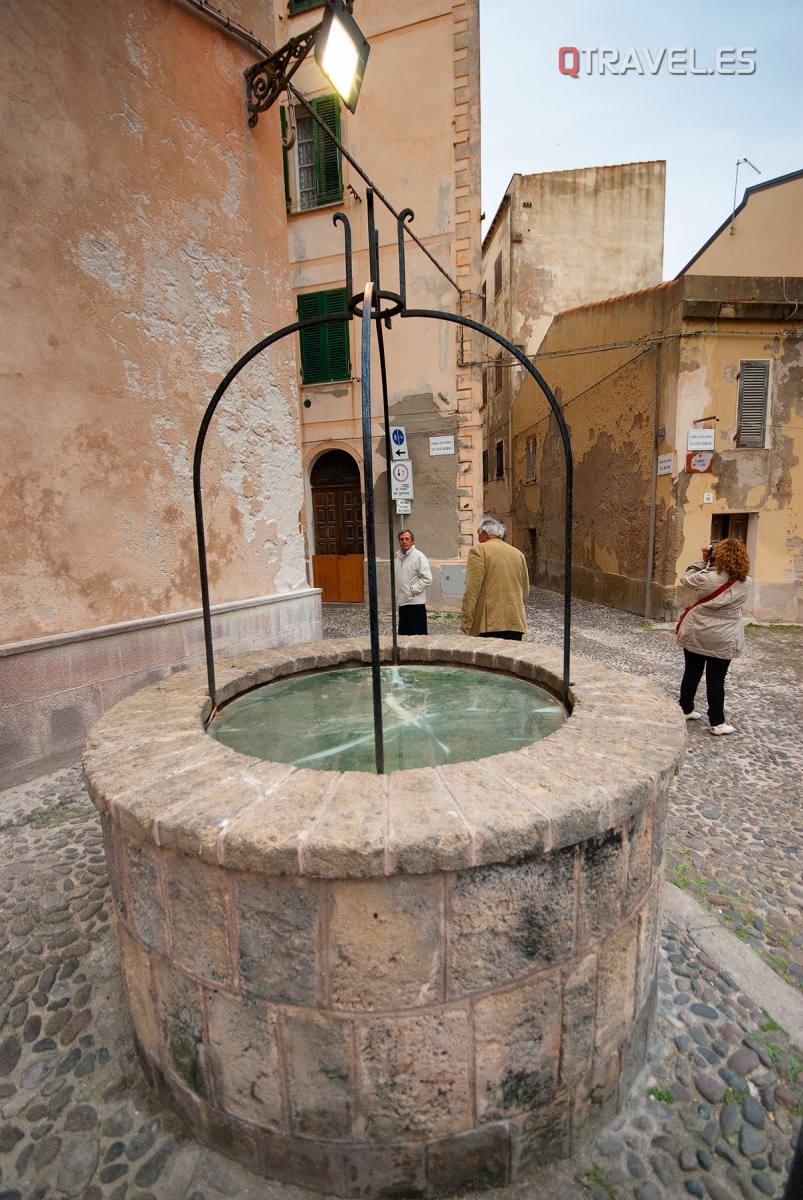 Antiguo pozo de agua potable en el Alguer