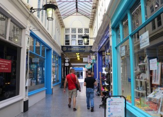 Cardiff Gales, en la ciudad existen varios centros comerciales, el Castle Quarter Gallerys es uno de loa más antiguos
