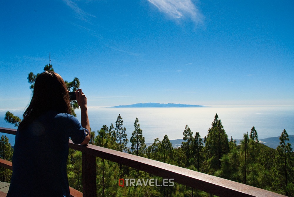 Qué ver y qué cosas hacer Tenerife Panorámica de el mar de nubes desde el mirador de Chimague, Tenerife