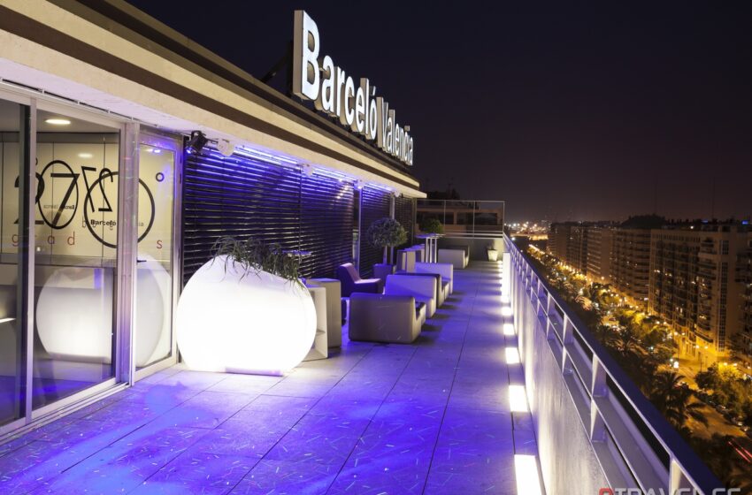  La terraza de moda de este verano: 270 grados en el hotel Barceló Valencia