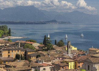 Panorámica de Desenzano con el Lago de Garda
