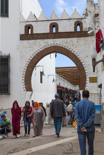 La famosa puerta Bad E-Rowah entrada a la Medina