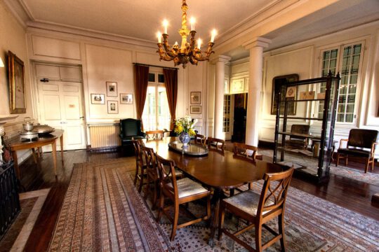 Salón interior Legación Americana