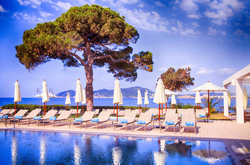  ME IBIZA, primer hotel de Leading Hotels of the World en Ibiza