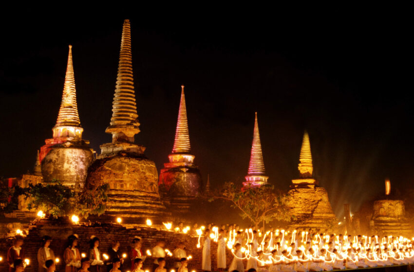  Comienza el Loi Krathong, el Festival del Fin del Monzón