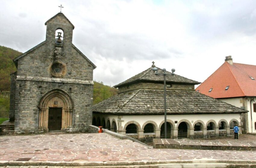  El Camino de Santiago favorece el aumento de las visitas a iglesias y monumentos de Navarra