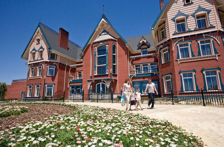 Mansión de Lucy, el primer hotel cinco estrellas de Port Aventura
