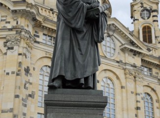 Martin Luther frente a la Frauenkirche
