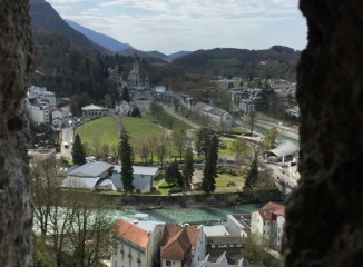 Vista de Lourdes desde la fortaleza