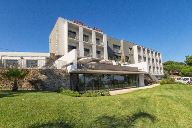 Fachada del Grand Hotel du Golfe