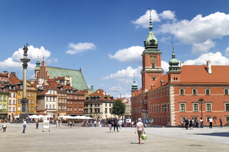 Plaza Zamkowy con el Palacio Real y la Columna de Segismundo