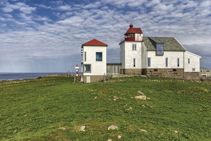 Faro de Tungenes en la ruta de la carretera de Jæren