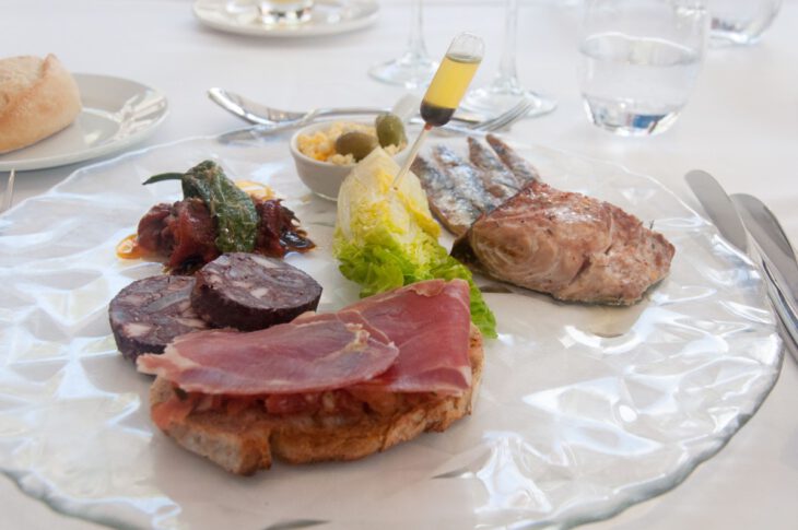 Rest.-Villa-Duflot.-Chef-Michel--Védrines.-Céclinasion-de-Tapas-du-Pays-Catalan