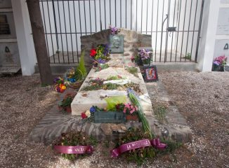 no podemos irnos de Colliure sin visitar la tumba de Antonio Machado