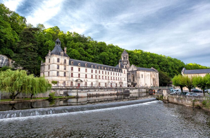  Brantôme la Venecia del Périgord