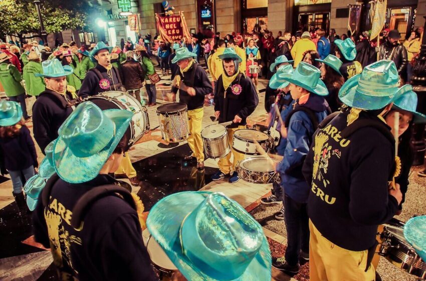  Gijón se prepara para el Antroxu, el carnaval en Asturias