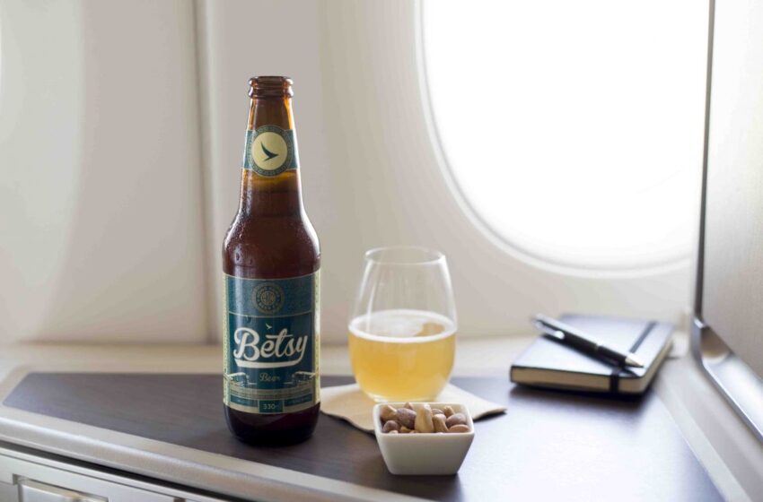  Cathay Pacific servirá la cerveza Betsy en sus vuelos a Hong Kong desde Madrid