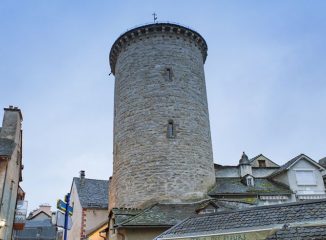 Torre medieval que formaba parte de la muralla