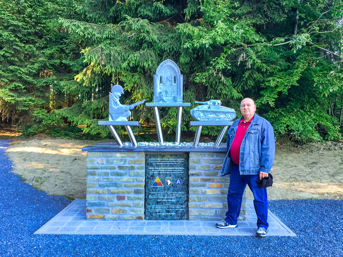 Bastogne memorial