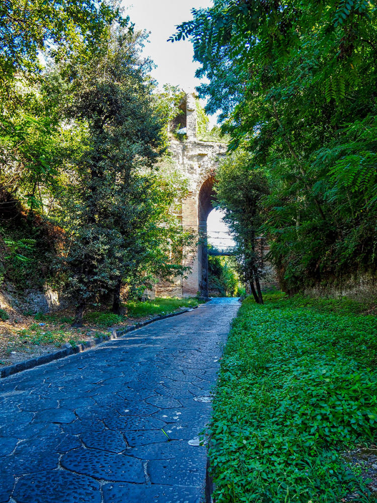 Arco Felice en la Vía Domiziana