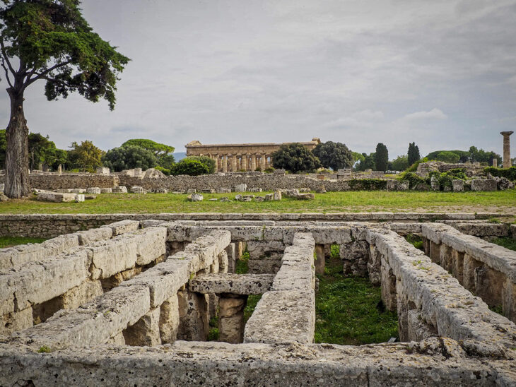 Detalle del apoyo de la piscina Paestum