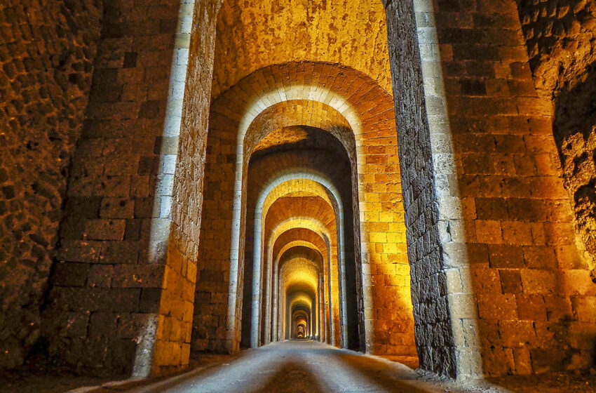  Gruta de Sejano y parque arqueológico