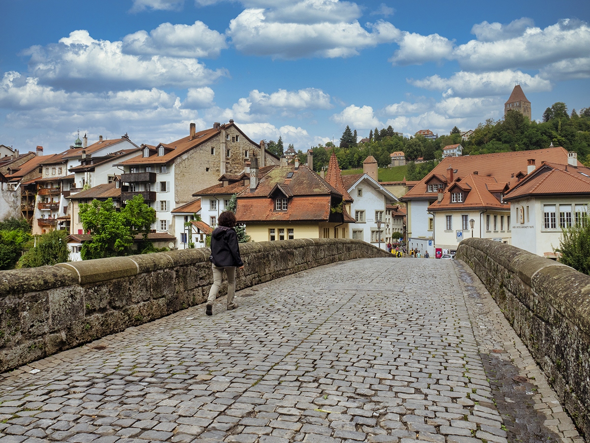 Cómo visitar y lo mejor que ver en la histórica ciudad de Fribourg
