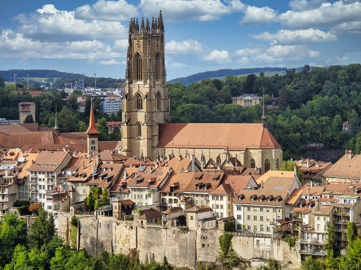 Cómo visitar y lo mejor que ver en la histórica ciudad de Fribourg